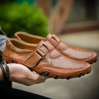 תפירת עור זכר נעליים מזדמנים אופנה אנטי להחליק גברים של נעלי סירה חיצונית גברים נהיגה נעליים נוחות דירות Hook & Loop 2023